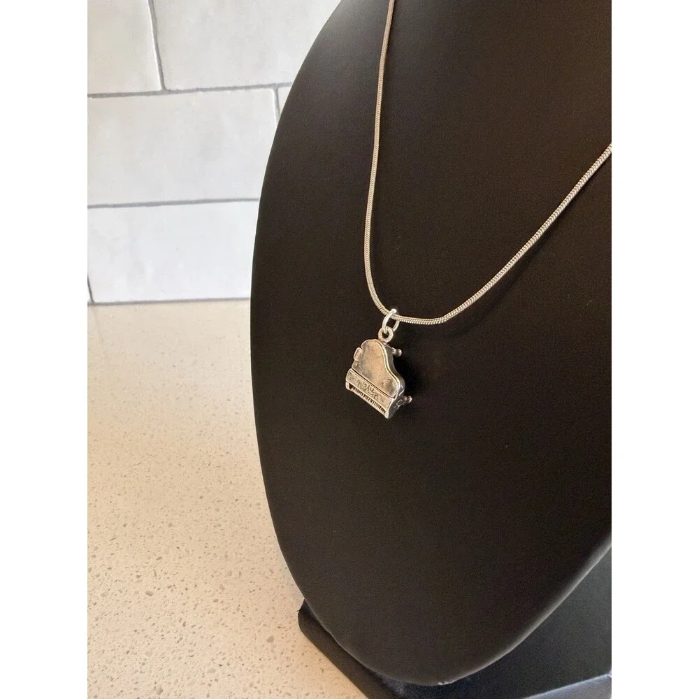 925 Sterling Silver  Vintage Petite Grand Piano Motif Necklace Pendant (OPENS)
